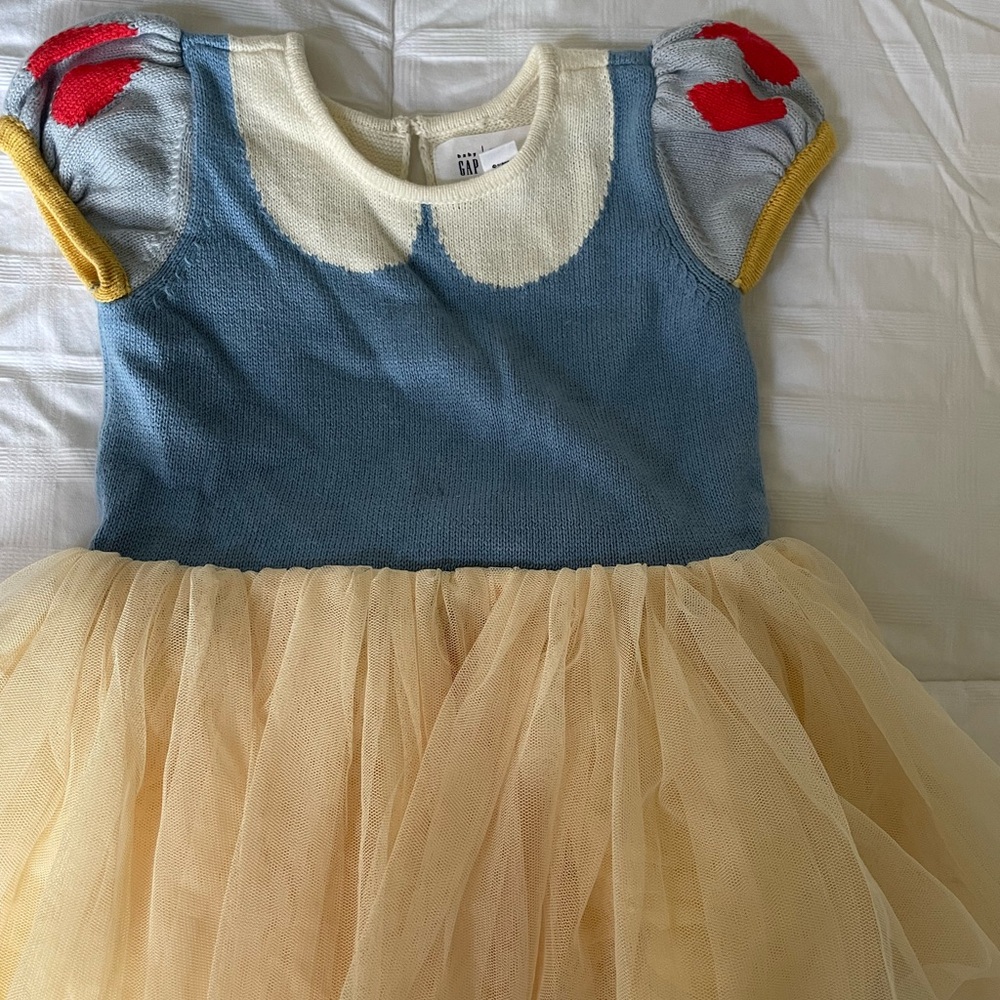 COPY - Baby Gap Snow White Dress 6-12M